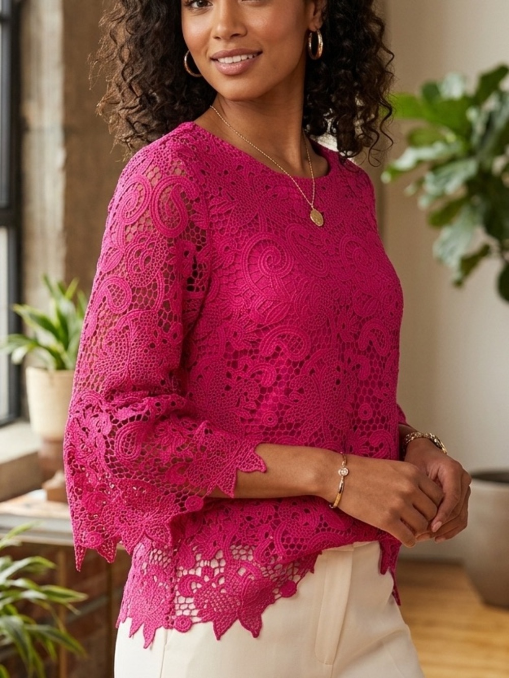 Vibrant hot pink overlay top, scalloped hemline bell sleeves cruise party  1512